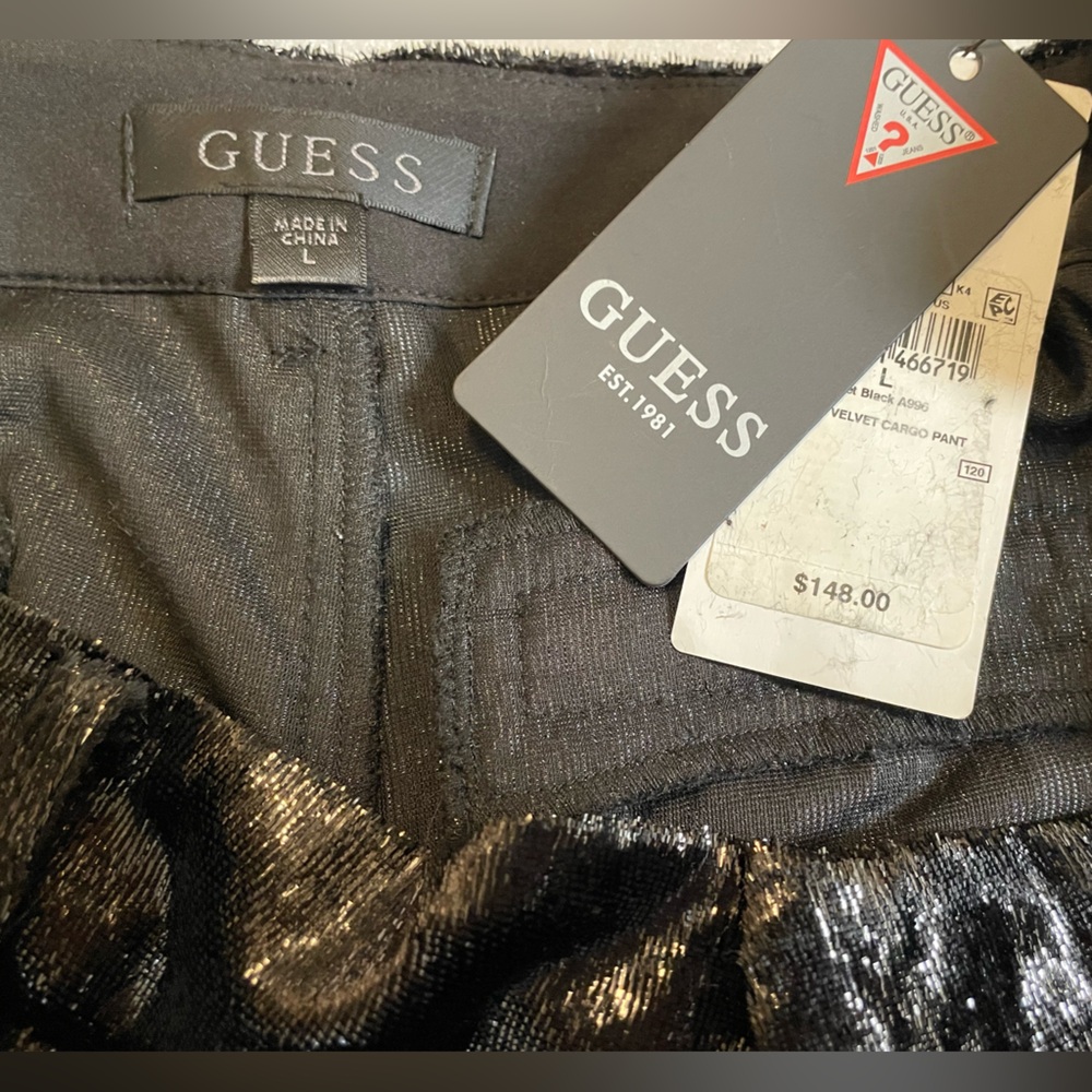 GUESS Women's Jolie High-Rise Velvet Cargo Pants Size L Black Satin Cargo Pants - Picture 11 of 12